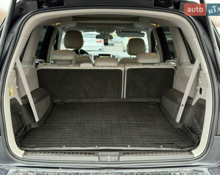 Серый Мерседес ГЛ-класс, объемом двигателя 2.99 л и пробегом 224 тыс. км за 25500 $, фото 12 на Automoto.ua