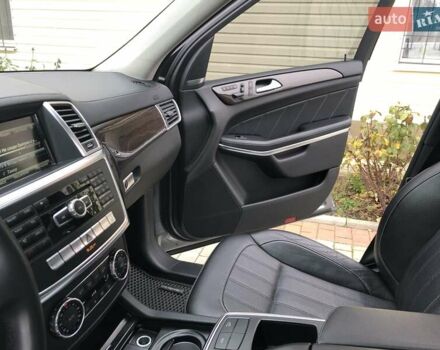 Серый Мерседес ГЛ-класс, объемом двигателя 4.7 л и пробегом 281 тыс. км за 21500 $, фото 84 на Automoto.ua