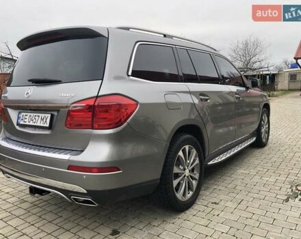 Серый Мерседес ГЛ-класс, объемом двигателя 4.7 л и пробегом 281 тыс. км за 21500 $, фото 109 на Automoto.ua