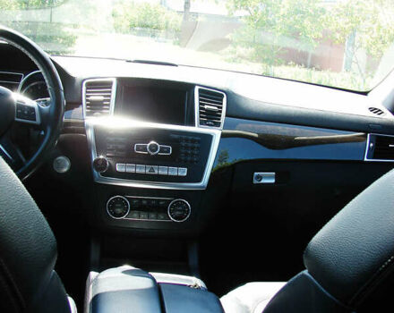 Сірий Мерседес ГЛ-Клас, об'ємом двигуна 3 л та пробігом 209 тис. км за 18900 $, фото 32 на Automoto.ua