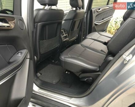 Серый Мерседес ГЛ-класс, объемом двигателя 4.7 л и пробегом 281 тыс. км за 21500 $, фото 26 на Automoto.ua