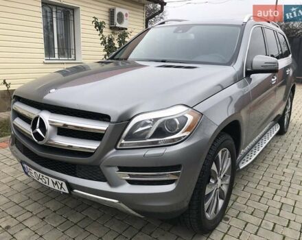 Серый Мерседес ГЛ-класс, объемом двигателя 4.7 л и пробегом 281 тыс. км за 21500 $, фото 2 на Automoto.ua
