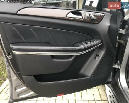 Серый Мерседес ГЛ-класс, объемом двигателя 4.7 л и пробегом 281 тыс. км за 21500 $, фото 42 на Automoto.ua