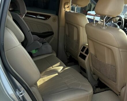 Серый Мерседес ГЛ-класс, объемом двигателя 3 л и пробегом 225 тыс. км за 24000 $, фото 15 на Automoto.ua