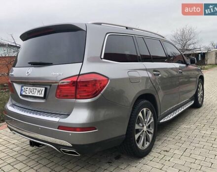 Серый Мерседес ГЛ-класс, объемом двигателя 4.7 л и пробегом 281 тыс. км за 21500 $, фото 5 на Automoto.ua
