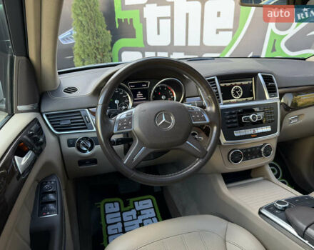 Сірий Мерседес ГЛ-Клас, об'ємом двигуна 4.66 л та пробігом 158 тис. км за 18990 $, фото 12 на Automoto.ua