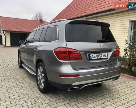 Серый Мерседес ГЛ-класс, объемом двигателя 4.7 л и пробегом 281 тыс. км за 21500 $, фото 9 на Automoto.ua