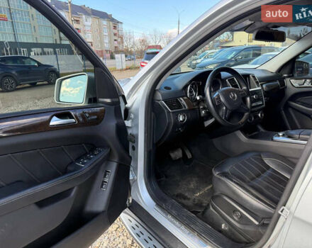 Мерседес ГЛ-класс 2014 в Коломые на Automoto.ua Серый Мерседес ГЛ-класс, объемом двигателя 3 л и пробегом 199 тыс. км за 25699 $, фото 14 на Automoto.ua