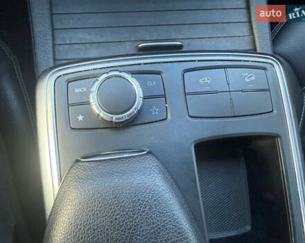 Мерседес ГЛ-класс 2014 в Коломые на Automoto.ua Серый Мерседес ГЛ-класс, объемом двигателя 3 л и пробегом 199 тыс. км за 25699 $, фото 47 на Automoto.ua