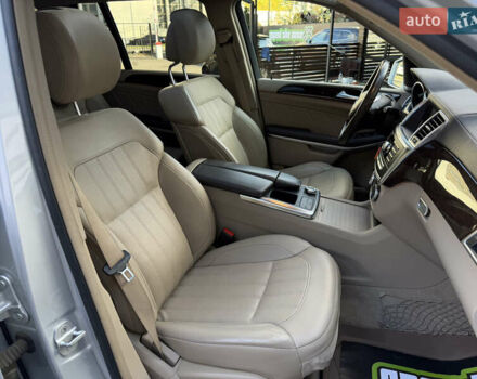 Сірий Мерседес ГЛ-Клас, об'ємом двигуна 4.66 л та пробігом 158 тис. км за 18990 $, фото 34 на Automoto.ua