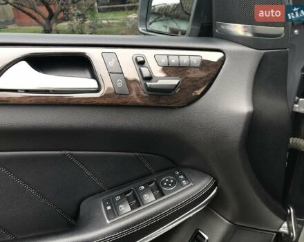 Серый Мерседес ГЛ-класс, объемом двигателя 4.7 л и пробегом 281 тыс. км за 21500 $, фото 43 на Automoto.ua