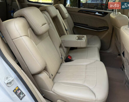 Сірий Мерседес ГЛ-Клас, об'ємом двигуна 4.66 л та пробігом 158 тис. км за 18990 $, фото 43 на Automoto.ua