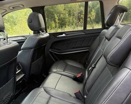 Сірий Мерседес ГЛ-Клас, об'ємом двигуна 4.66 л та пробігом 325 тис. км за 27000 $, фото 11 на Automoto.ua