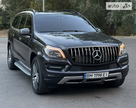 Мерседес ГЛ-класс 2014 в Киеве на Automoto.ua Серый Мерседес ГЛ-класс, объемом двигателя 4.66 л и пробегом 147 тыс. км за 22999 $, фото 1 на Automoto.ua