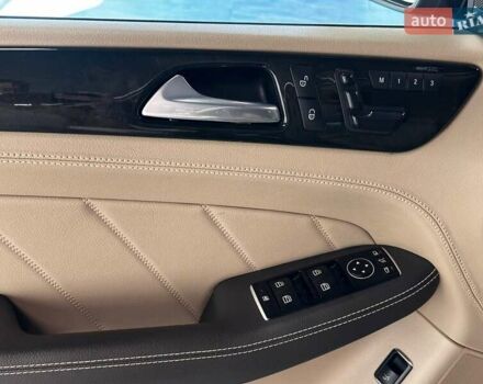 Сірий Мерседес ГЛ-Клас, об'ємом двигуна 2.99 л та пробігом 182 тис. км за 22900 $, фото 15 на Automoto.ua