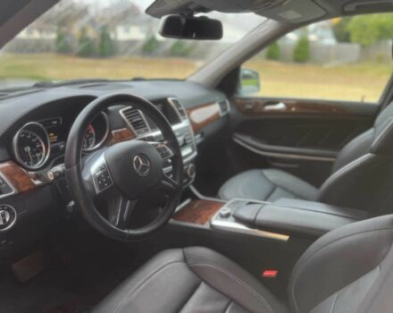 Серый Мерседес ГЛ-класс, объемом двигателя 3 л и пробегом 84 тыс. км за 7000 $, фото 8 на Automoto.ua