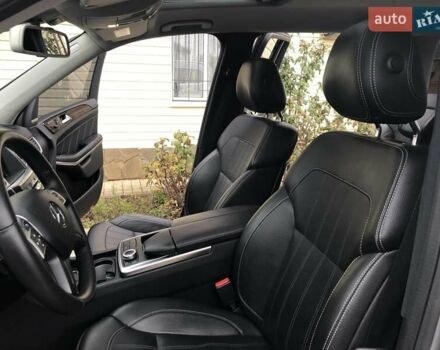 Серый Мерседес ГЛ-класс, объемом двигателя 4.7 л и пробегом 281 тыс. км за 21500 $, фото 64 на Automoto.ua