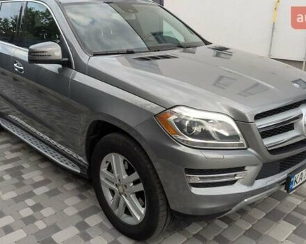 Серый Мерседес ГЛ-класс, объемом двигателя 3 л и пробегом 113 тыс. км за 30000 $, фото 2 на Automoto.ua