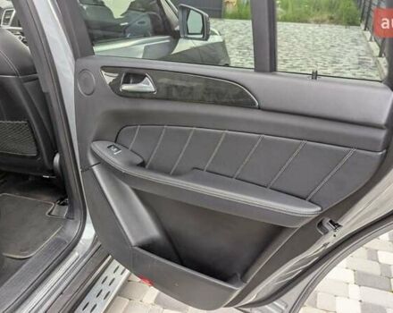 Серый Мерседес ГЛ-класс, объемом двигателя 3 л и пробегом 113 тыс. км за 30000 $, фото 16 на Automoto.ua