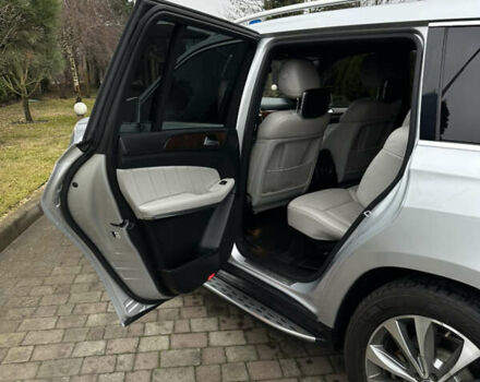 Серый Мерседес ГЛ-класс, объемом двигателя 3 л и пробегом 209 тыс. км за 26500 $, фото 36 на Automoto.ua