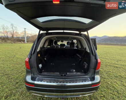 Сірий Мерседес ГЛ-Клас, об'ємом двигуна 2.99 л та пробігом 260 тис. км за 25000 $, фото 25 на Automoto.ua