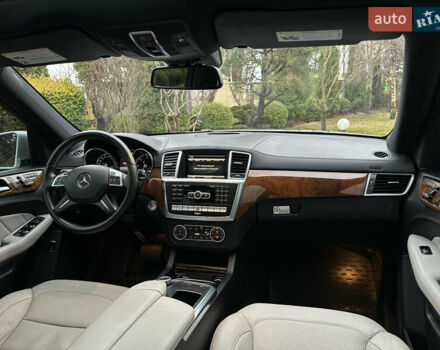 Серый Мерседес ГЛ-класс, объемом двигателя 3 л и пробегом 209 тыс. км за 26500 $, фото 71 на Automoto.ua