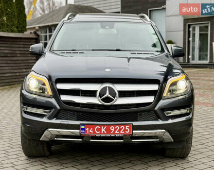 Серый Мерседес ГЛ-класс, объемом двигателя 3 л и пробегом 250 тыс. км за 24700 $, фото 123 на Automoto.ua