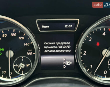 Серый Мерседес ГЛ-класс, объемом двигателя 3 л и пробегом 250 тыс. км за 24700 $, фото 104 на Automoto.ua