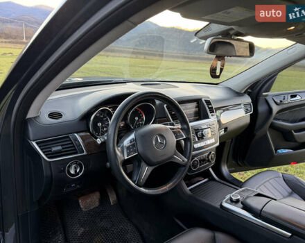 Сірий Мерседес ГЛ-Клас, об'ємом двигуна 2.99 л та пробігом 260 тис. км за 25000 $, фото 31 на Automoto.ua