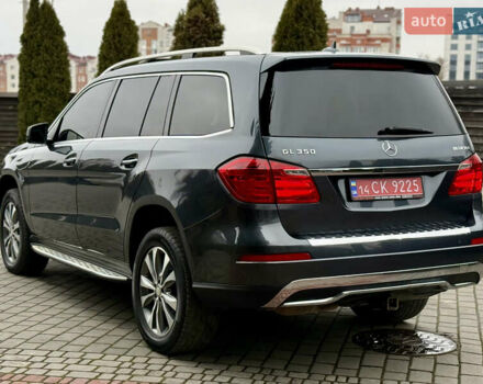 Серый Мерседес ГЛ-класс, объемом двигателя 3 л и пробегом 250 тыс. км за 24700 $, фото 15 на Automoto.ua