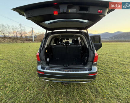 Сірий Мерседес ГЛ-Клас, об'ємом двигуна 2.99 л та пробігом 260 тис. км за 25000 $, фото 27 на Automoto.ua