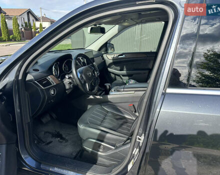 Сірий Мерседес ГЛ-Клас, об'ємом двигуна 3 л та пробігом 146 тис. км за 22400 $, фото 11 на Automoto.ua