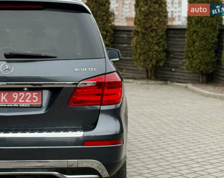 Серый Мерседес ГЛ-класс, объемом двигателя 3 л и пробегом 250 тыс. км за 24700 $, фото 37 на Automoto.ua