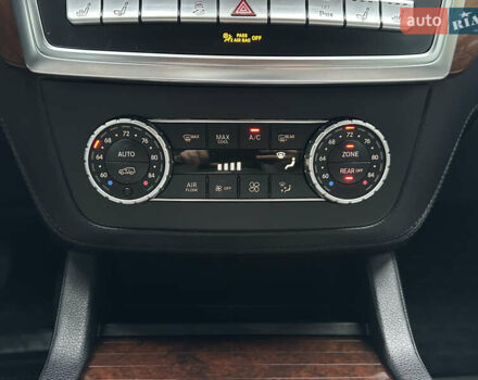 Серый Мерседес ГЛ-класс, объемом двигателя 3 л и пробегом 209 тыс. км за 26500 $, фото 57 на Automoto.ua