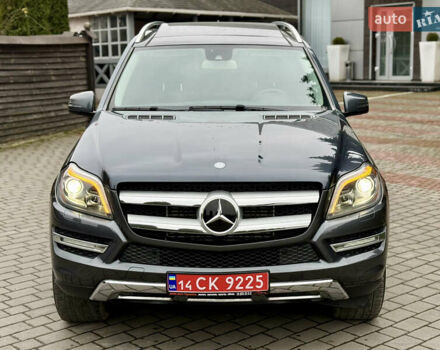 Серый Мерседес ГЛ-класс, объемом двигателя 3 л и пробегом 250 тыс. км за 24700 $, фото 124 на Automoto.ua