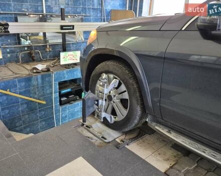 Серый Мерседес ГЛ-класс, объемом двигателя 3 л и пробегом 237 тыс. км за 25555 $, фото 6 на Automoto.ua