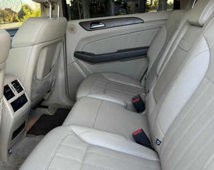 Сірий Мерседес ГЛ-Клас, об'ємом двигуна 2.99 л та пробігом 129 тис. км за 25700 $, фото 40 на Automoto.ua