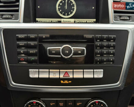 Серый Мерседес ГЛ-класс, объемом двигателя 3 л и пробегом 250 тыс. км за 24700 $, фото 72 на Automoto.ua