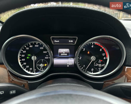 Серый Мерседес ГЛ-класс, объемом двигателя 3 л и пробегом 209 тыс. км за 26500 $, фото 65 на Automoto.ua