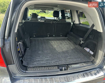 Сірий Мерседес ГЛ-Клас, об'ємом двигуна 3 л та пробігом 146 тис. км за 22400 $, фото 7 на Automoto.ua