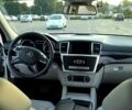 Сірий Мерседес ГЛ-Клас, об'ємом двигуна 3 л та пробігом 281 тис. км за 23900 $, фото 13 на Automoto.ua