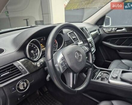 Серый Мерседес ГЛ-класс, объемом двигателя 3 л и пробегом 112 тыс. км за 22990 $, фото 19 на Automoto.ua