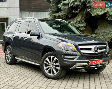 Серый Мерседес ГЛ-класс, объемом двигателя 3 л и пробегом 250 тыс. км за 24700 $, фото 1 на Automoto.ua