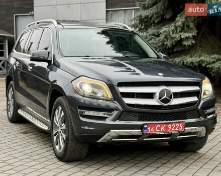 Серый Мерседес ГЛ-класс, объемом двигателя 3 л и пробегом 250 тыс. км за 24700 $, фото 125 на Automoto.ua