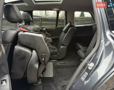 Серый Мерседес ГЛ-класс, объемом двигателя 3 л и пробегом 250 тыс. км за 24700 $, фото 75 на Automoto.ua