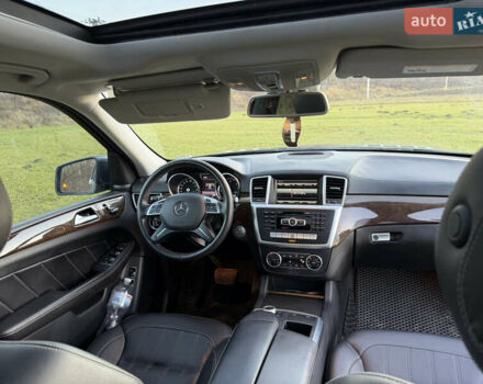 Сірий Мерседес ГЛ-Клас, об'ємом двигуна 2.99 л та пробігом 260 тис. км за 25000 $, фото 29 на Automoto.ua