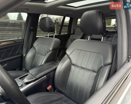 Серый Мерседес ГЛ-класс, объемом двигателя 3 л и пробегом 250 тыс. км за 24700 $, фото 53 на Automoto.ua