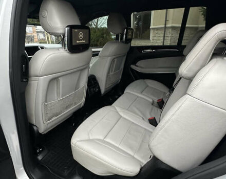 Серый Мерседес ГЛ-класс, объемом двигателя 3 л и пробегом 209 тыс. км за 26500 $, фото 37 на Automoto.ua