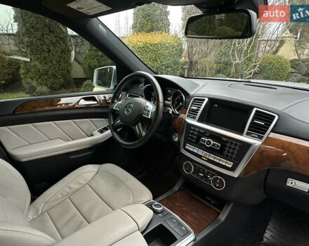 Серый Мерседес ГЛ-класс, объемом двигателя 3 л и пробегом 209 тыс. км за 26500 $, фото 52 на Automoto.ua