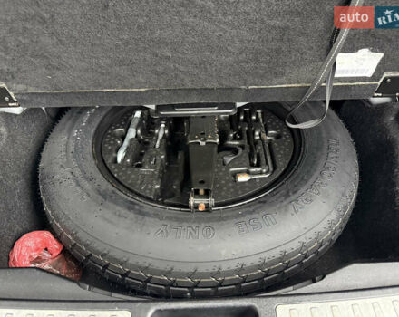 Серый Мерседес ГЛ-класс, объемом двигателя 3 л и пробегом 250 тыс. км за 24700 $, фото 86 на Automoto.ua